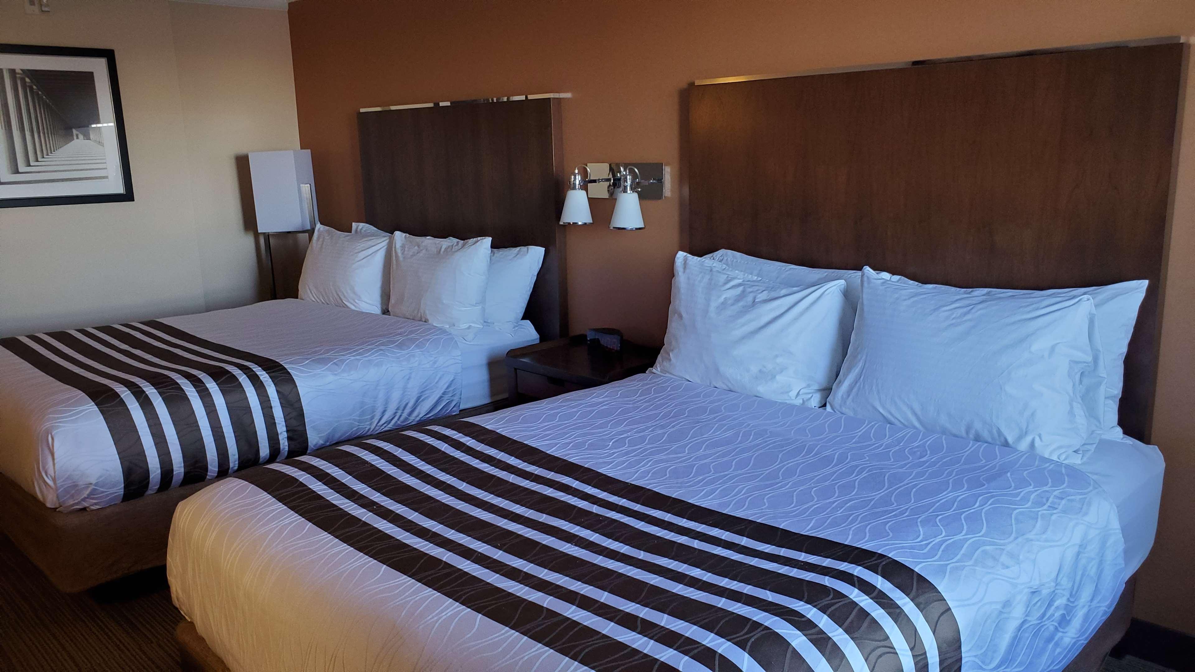 Best Western Plus Waterloo Exterior foto