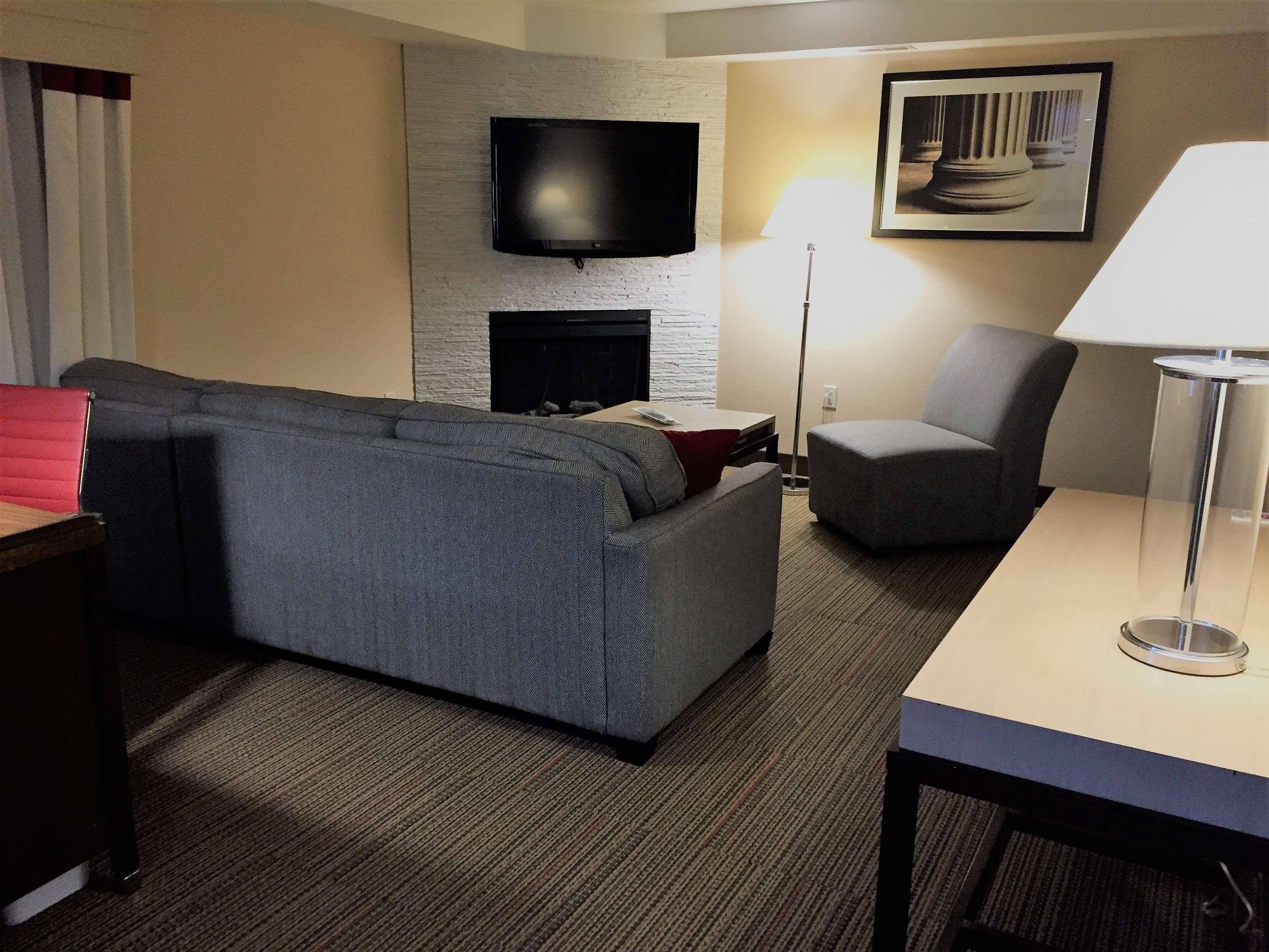 Best Western Plus Waterloo Exterior foto