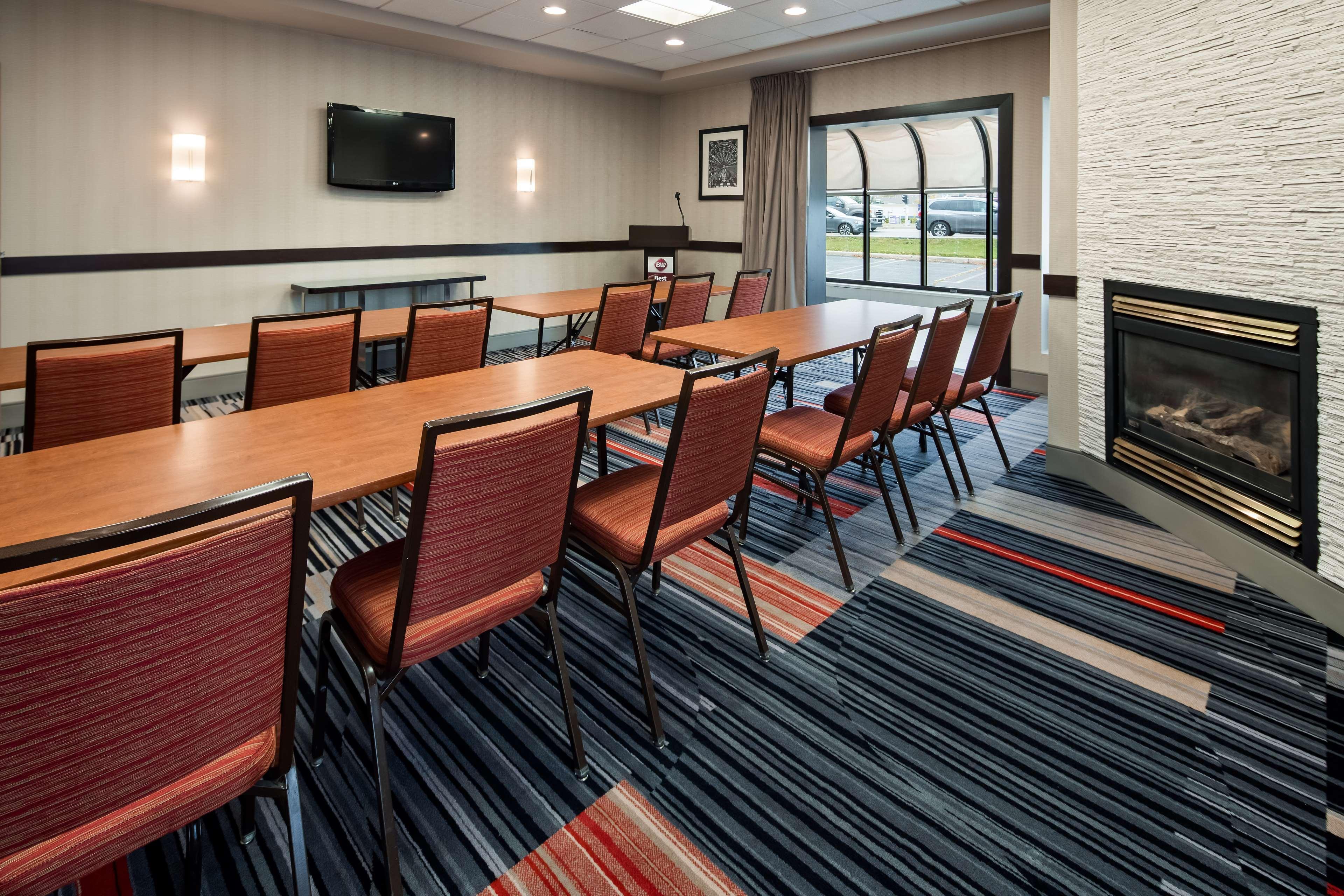 Best Western Plus Waterloo Exterior foto