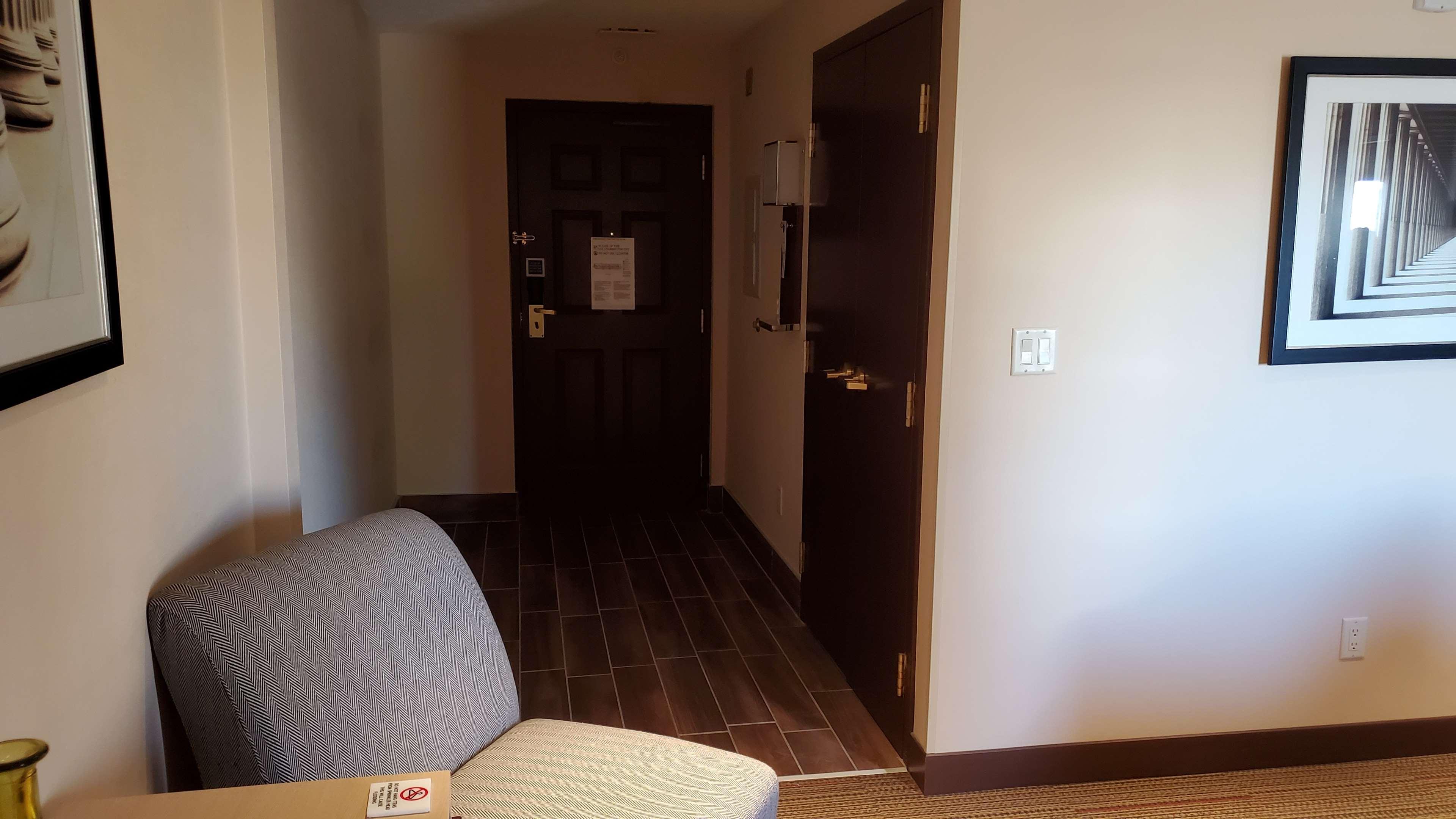 Best Western Plus Waterloo Exterior foto